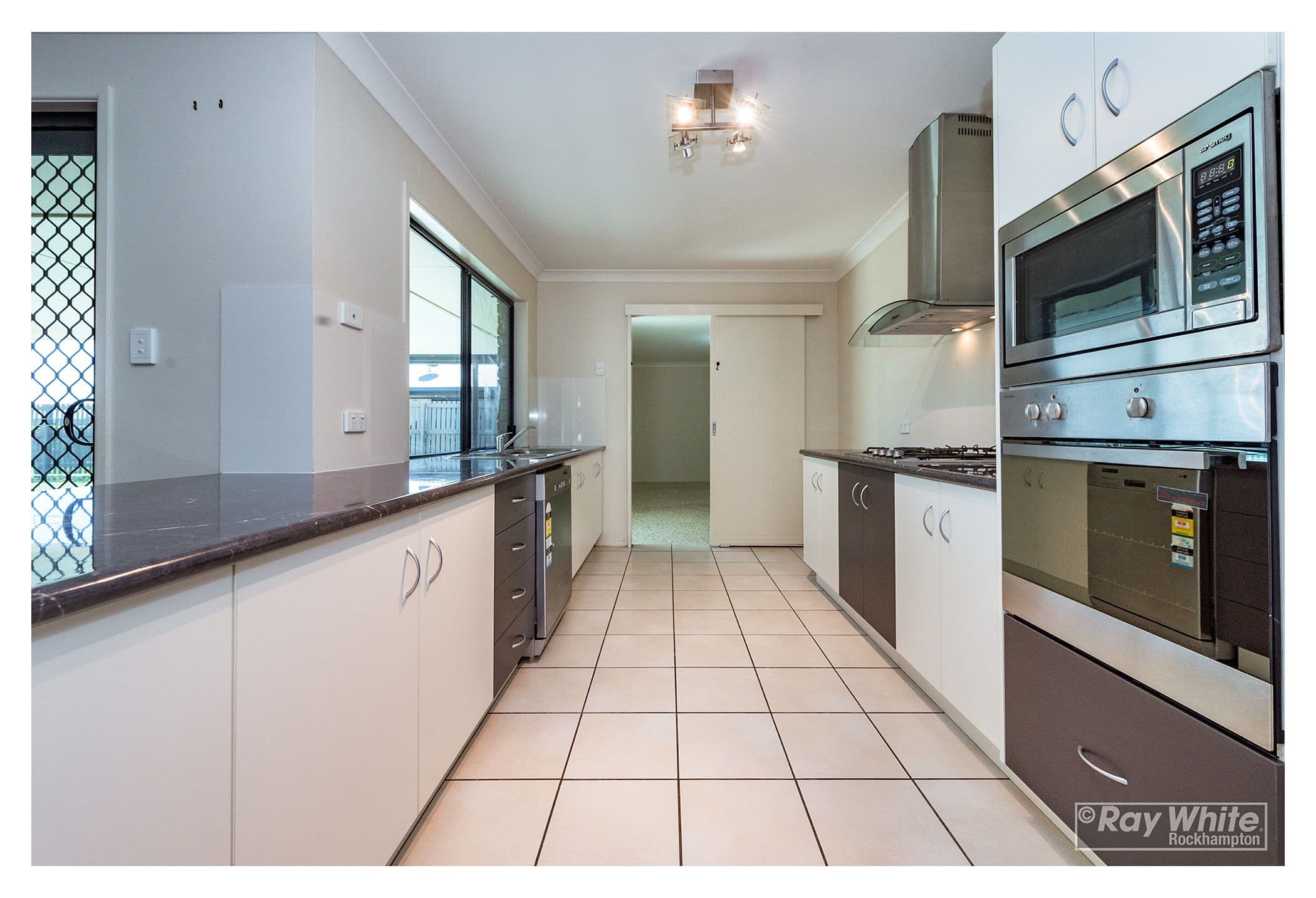 3 Crear Court, Norman Gardens QLD 4701, Norman Gardens - Thumbnail 3