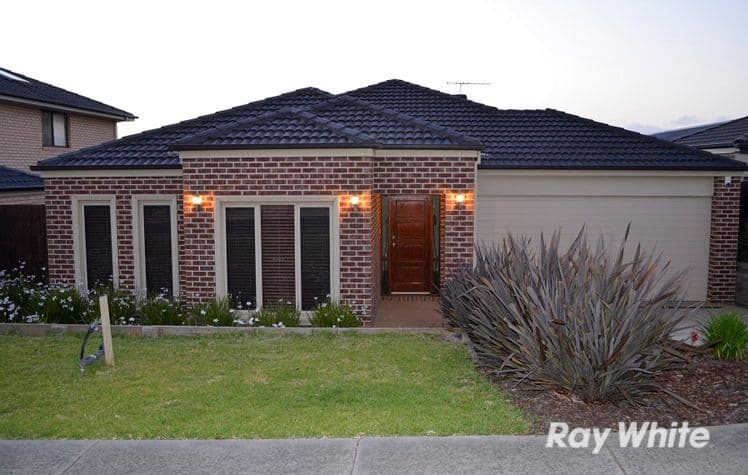9 Elphin Close, Lynbrook VIC 3975, Lynbrook - Thumbnail 2