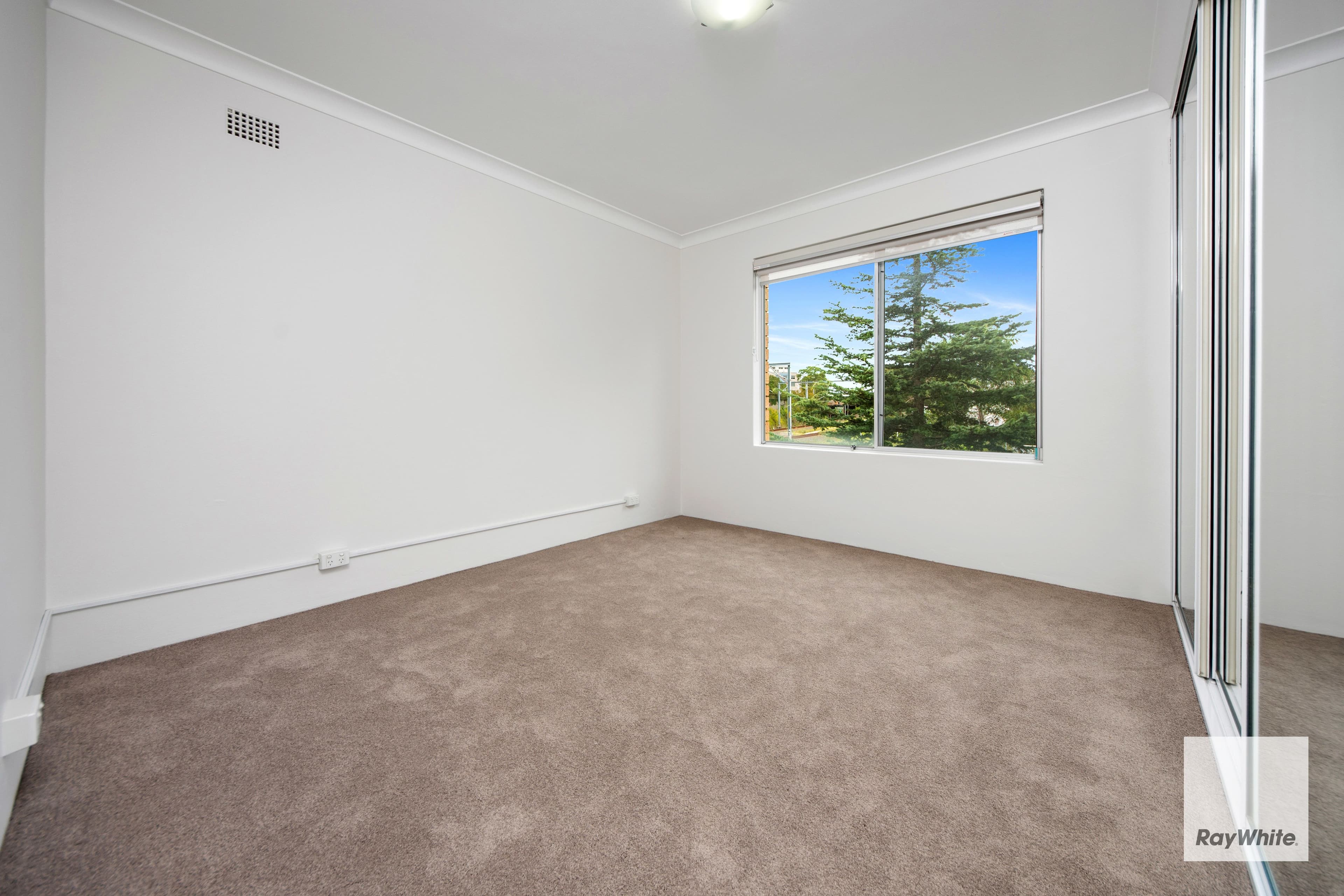 2-4 Curtis Street, Caringbah NSW 2229, Caringbah - Thumbnail 3