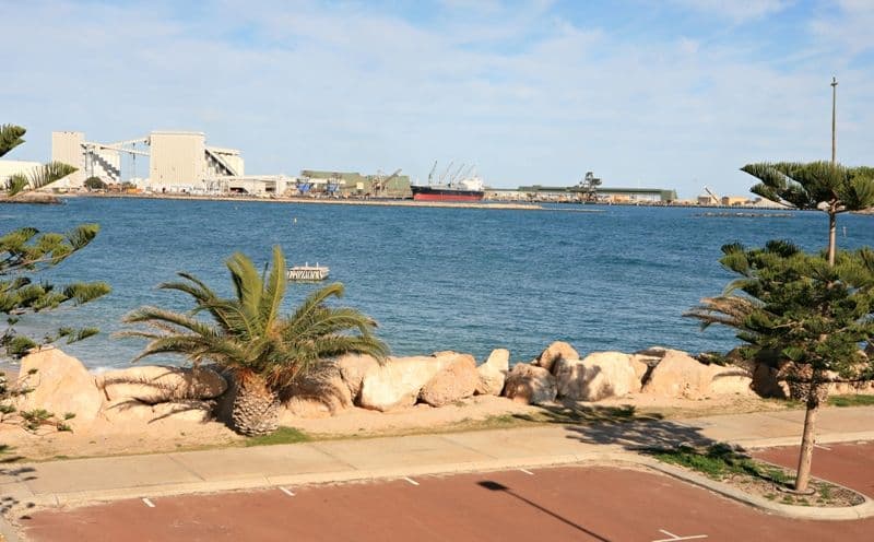 13 Forrest Street, GERALDTON WA 6530, Geraldton - Thumbnail 4