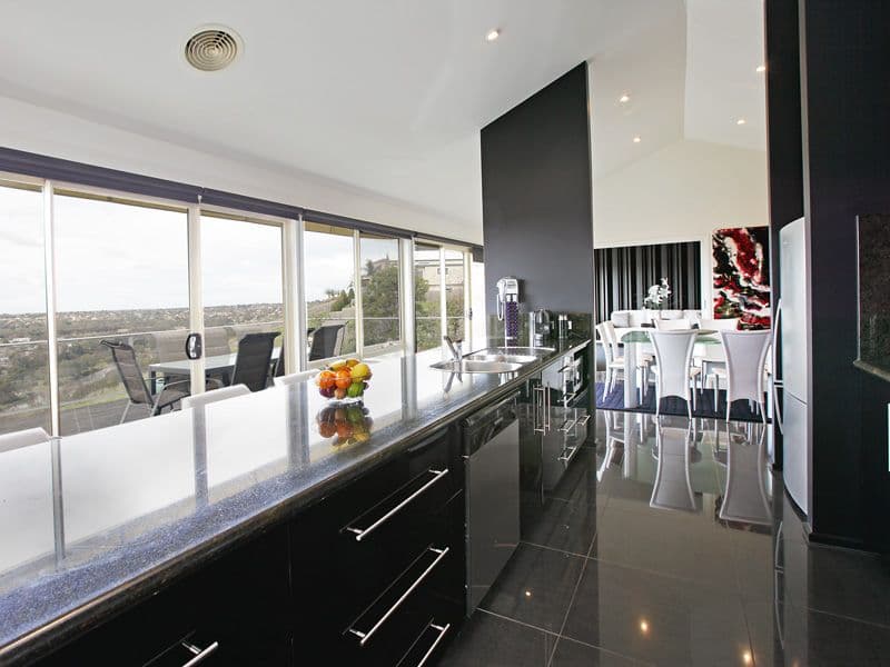 25 Montrose Place, HIGHTON VIC 3216, Highton - Thumbnail 3