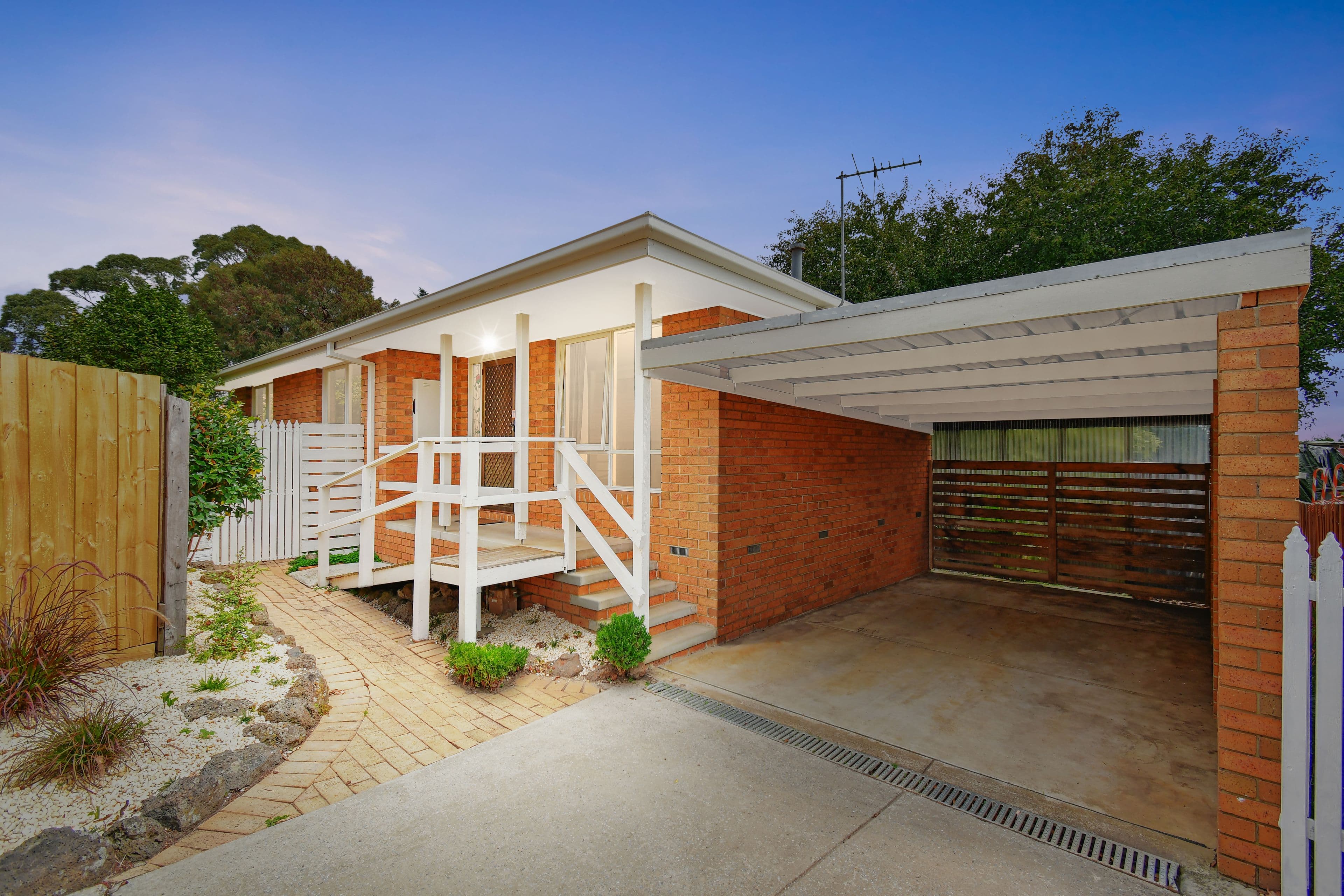 9 Edgerton Court, Hampton Park VIC 3976, Hampton Park - Image 1