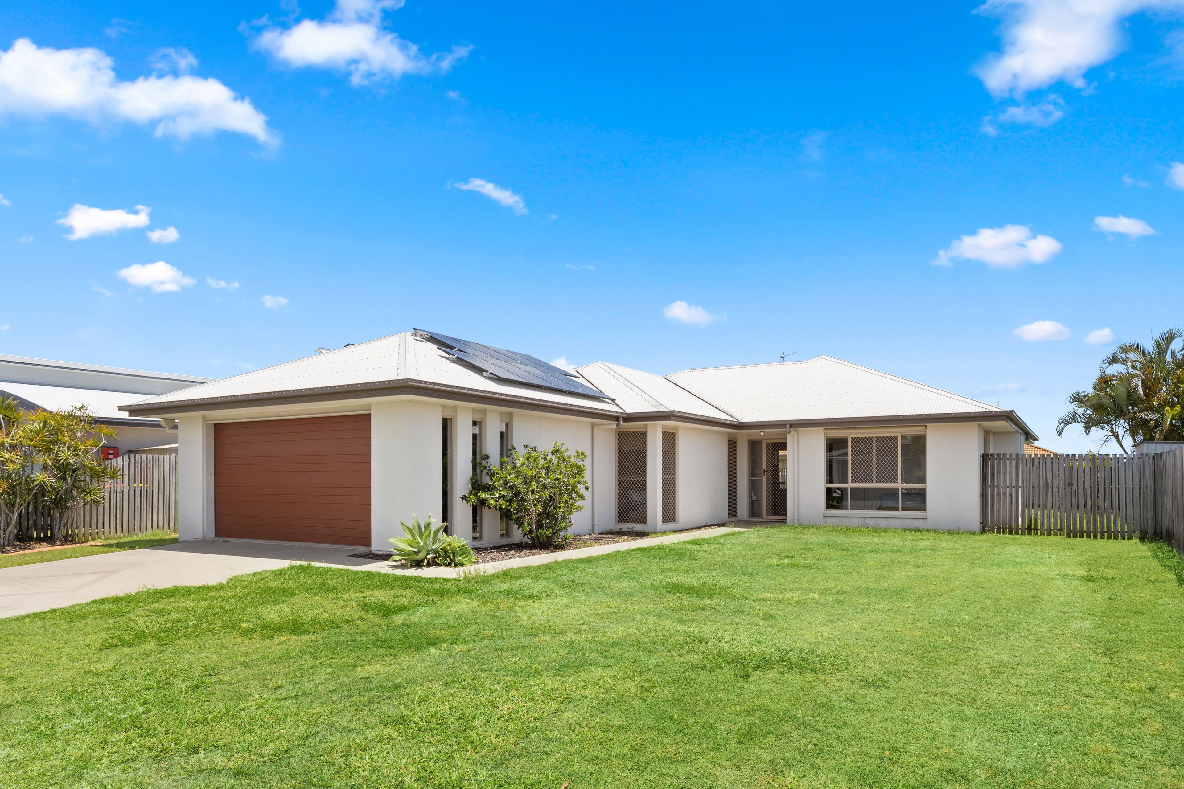 5 Fishburn Way, Eli Waters QLD 4655, Eli Waters - Image 1