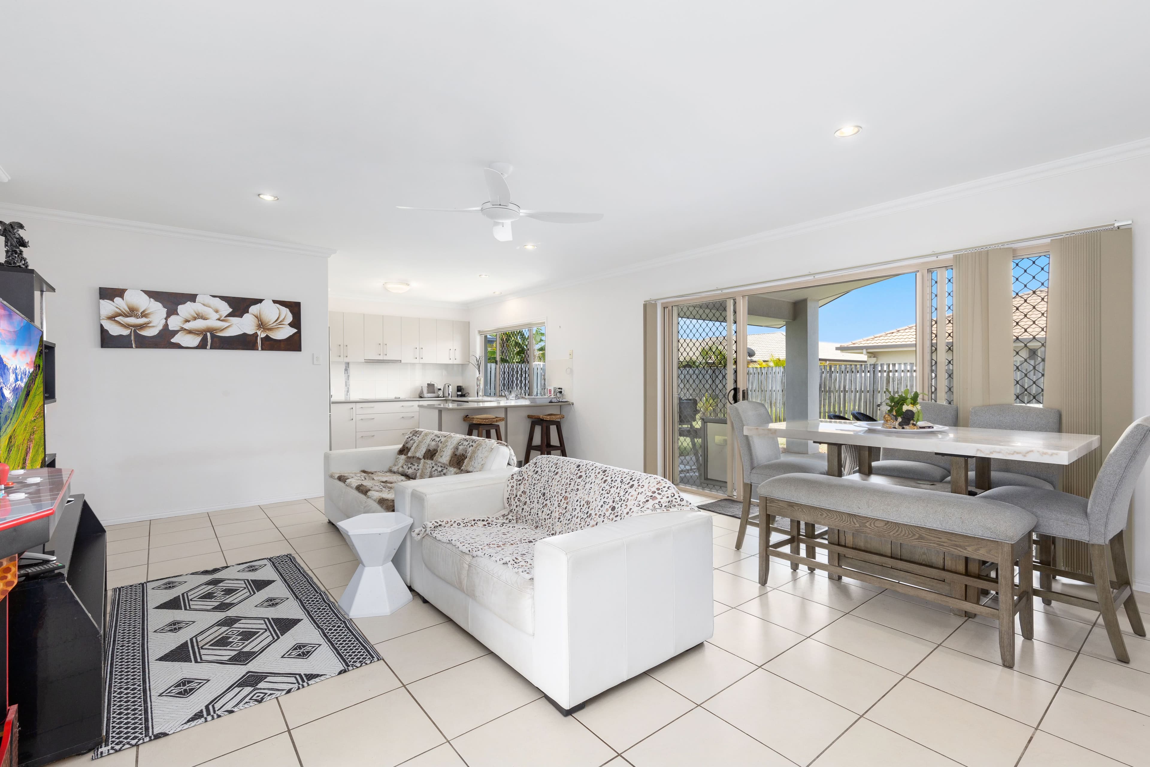 5 Fishburn Way, Eli Waters QLD 4655, Eli Waters - Thumbnail 3