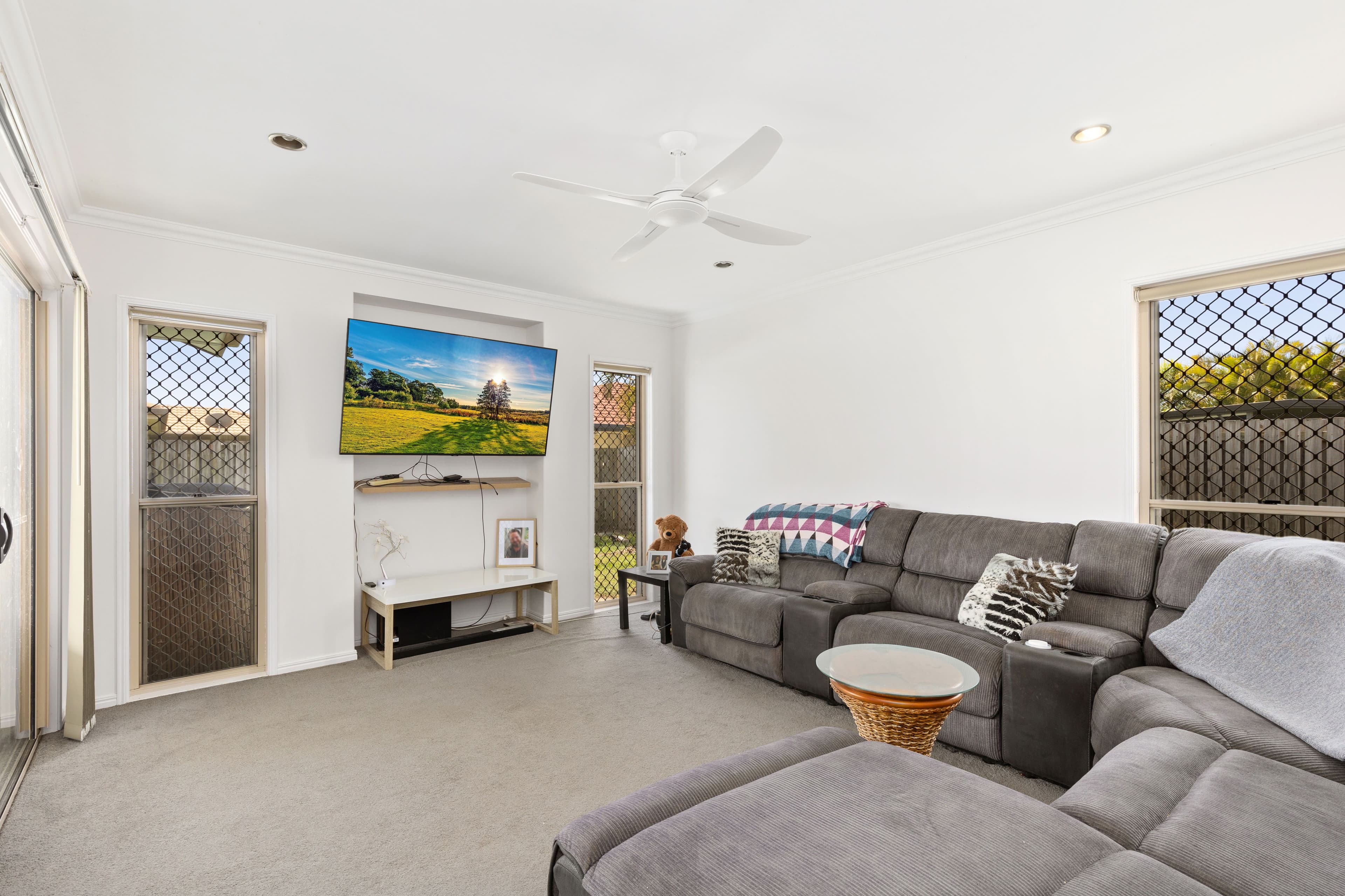 5 Fishburn Way, Eli Waters QLD 4655, Eli Waters - Thumbnail 5