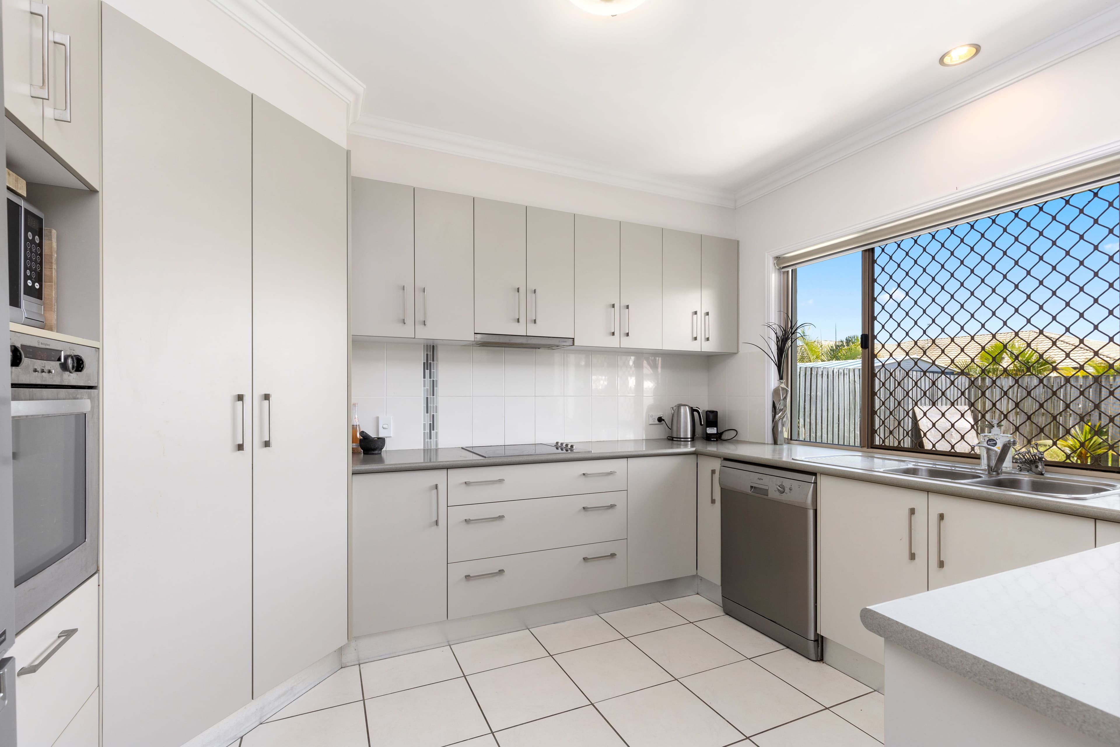 5 Fishburn Way, Eli Waters QLD 4655, Eli Waters - Thumbnail 6