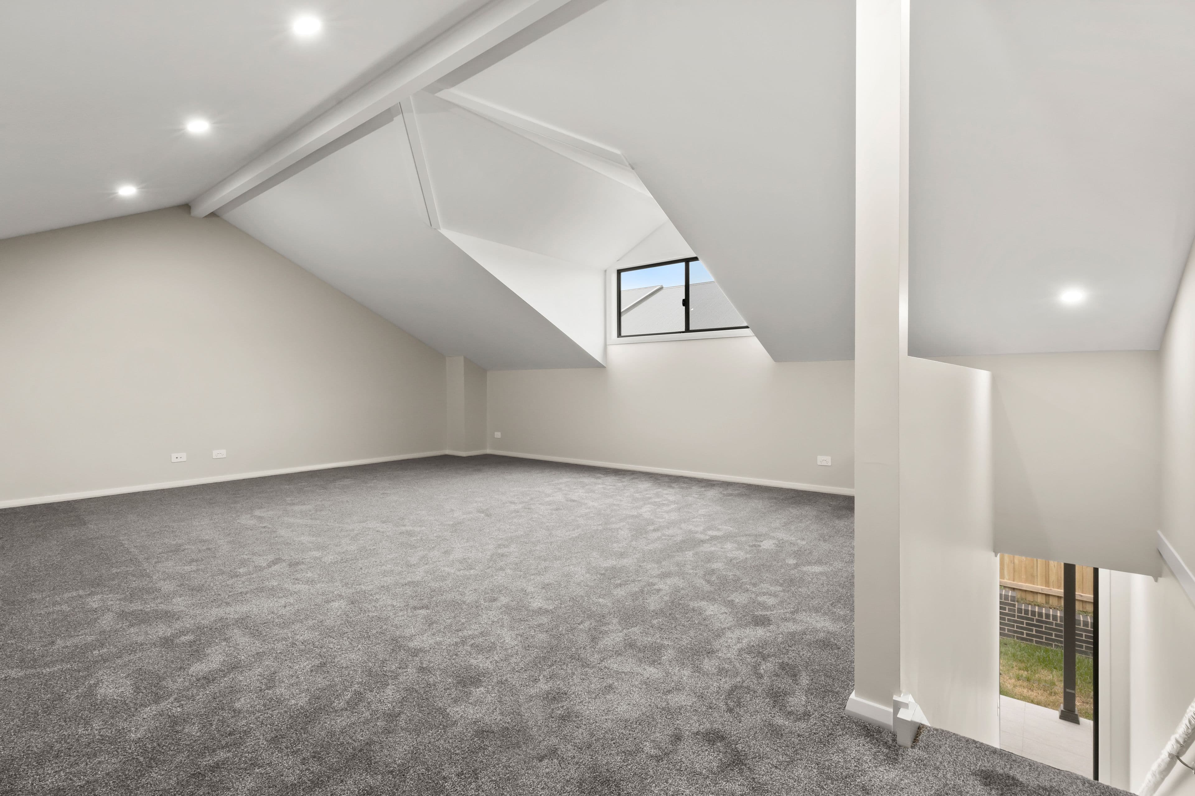4 McKenzie Crescent, GOULBURN NSW 2580, Goulburn - Thumbnail 7