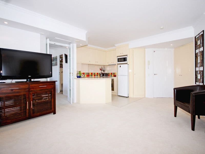 83 Leichhardt Street, SPRING HILL QLD 4000, Spring Hill - Thumbnail 2