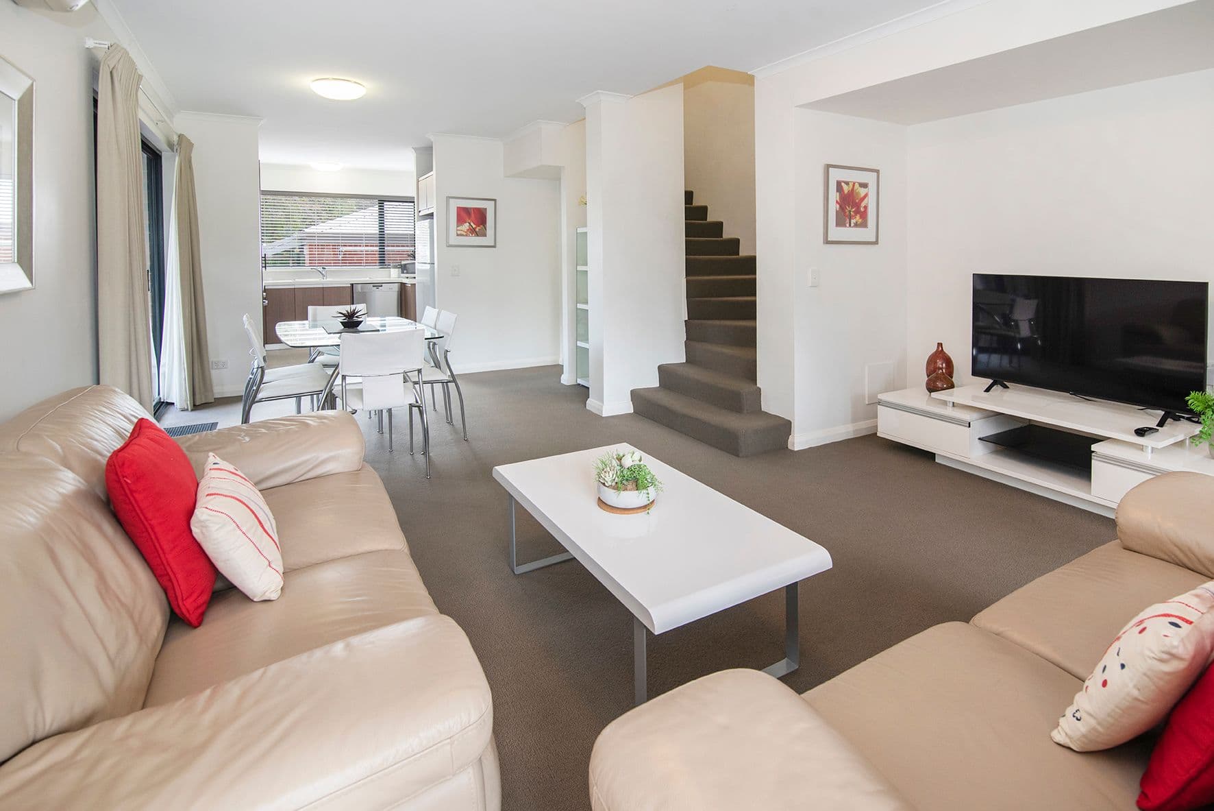 6 Tunbridge Street, Margaret River WA 6285, Margaret River - Thumbnail 5