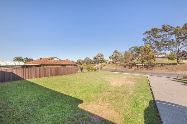 137 Whitford Road, HINCHINBROOK NSW 2168, Hinchinbrook - Thumbnail 3