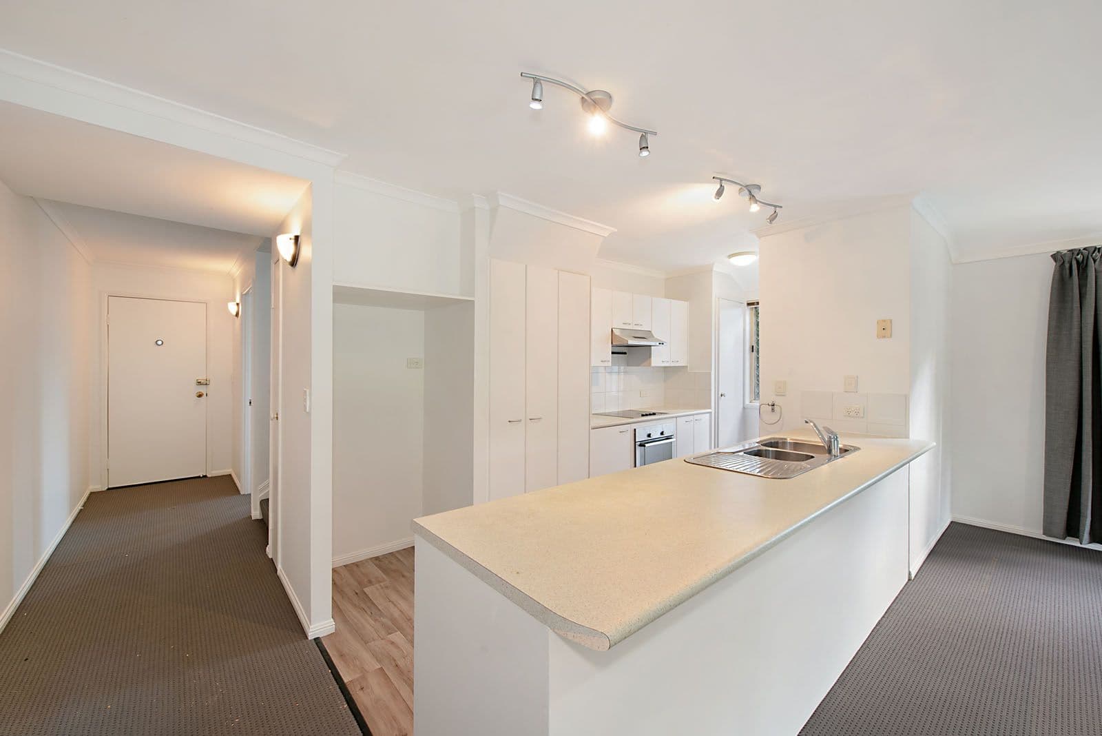 60 Marlene Street, Mount Gravatt East QLD 4122, Mount Gravatt East - Thumbnail 3