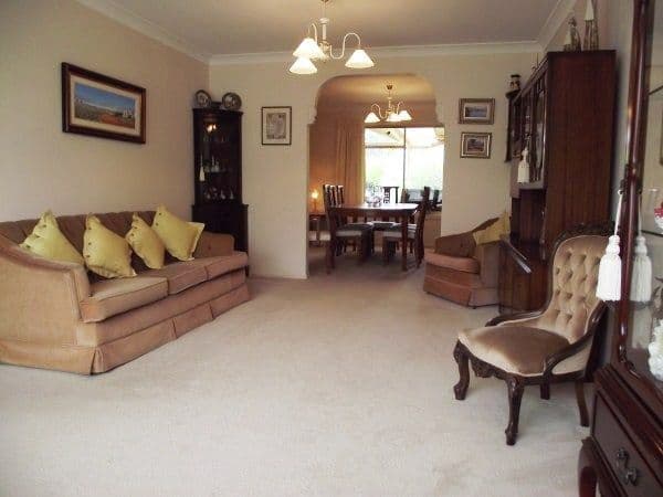 19 Jimbour Court, WATTLE GROVE NSW 2173, Wattle Grove - Thumbnail 4