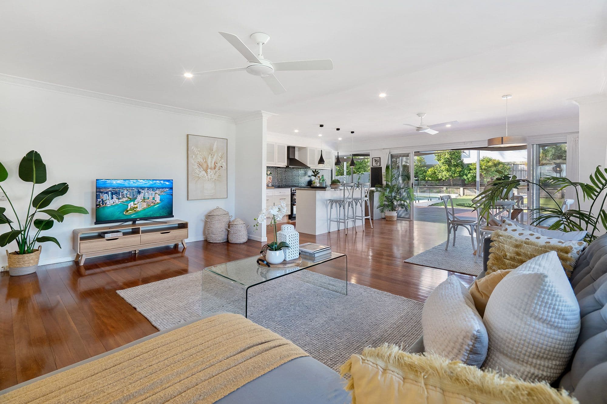 2 Spence Street, Mount Gravatt East QLD 4122, Mount Gravatt East - Thumbnail 2