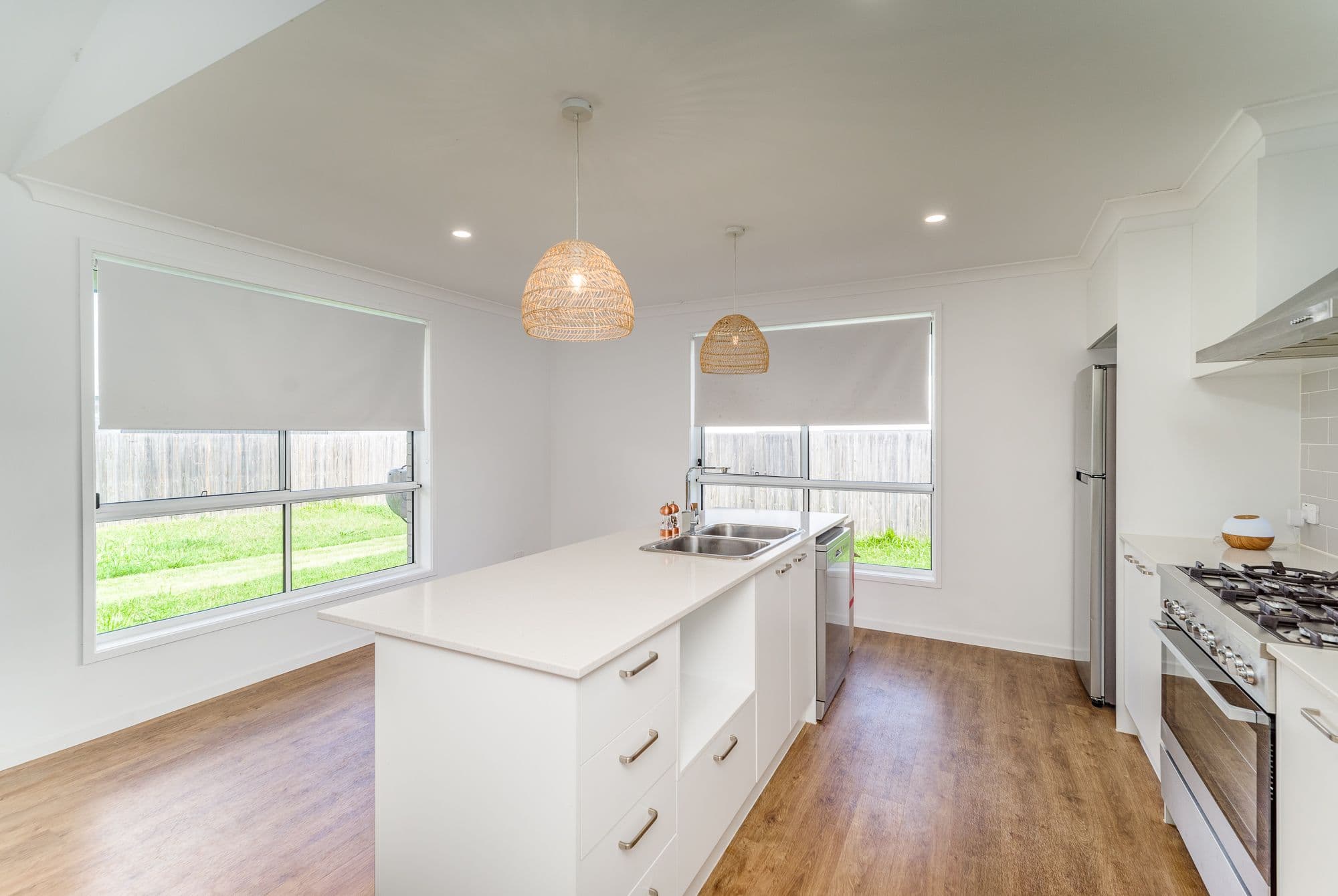 6 Saintly Crescent, Beaudesert QLD 4285, Beaudesert - Thumbnail 2
