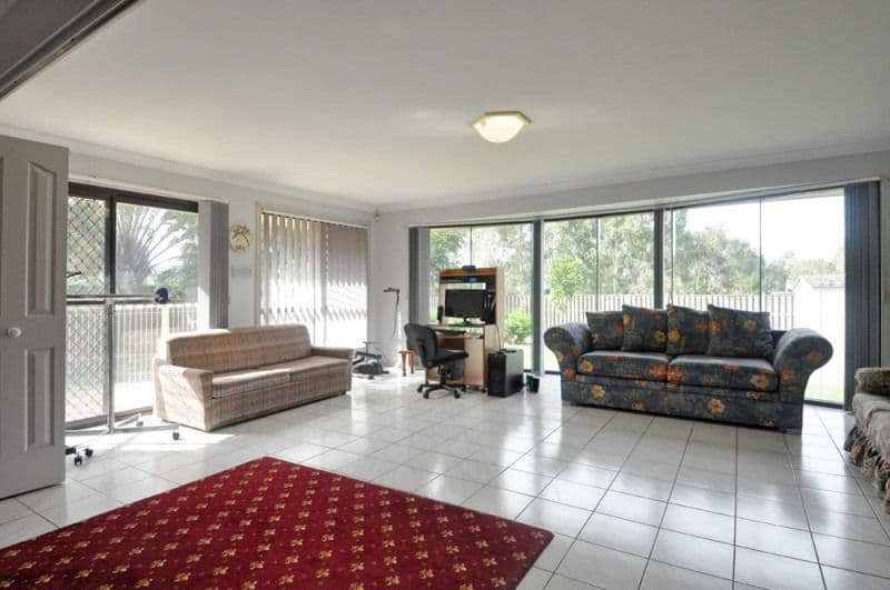 3 Port Jackson Boulevard, CLEAR ISLAND WATERS QLD 4226, Clear Island Waters - Thumbnail 6