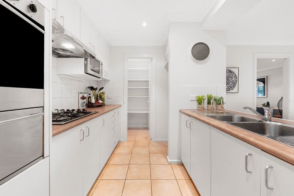 15 Lemon Tree Lane, Greensborough VIC 3088, Greensborough - Thumbnail 3