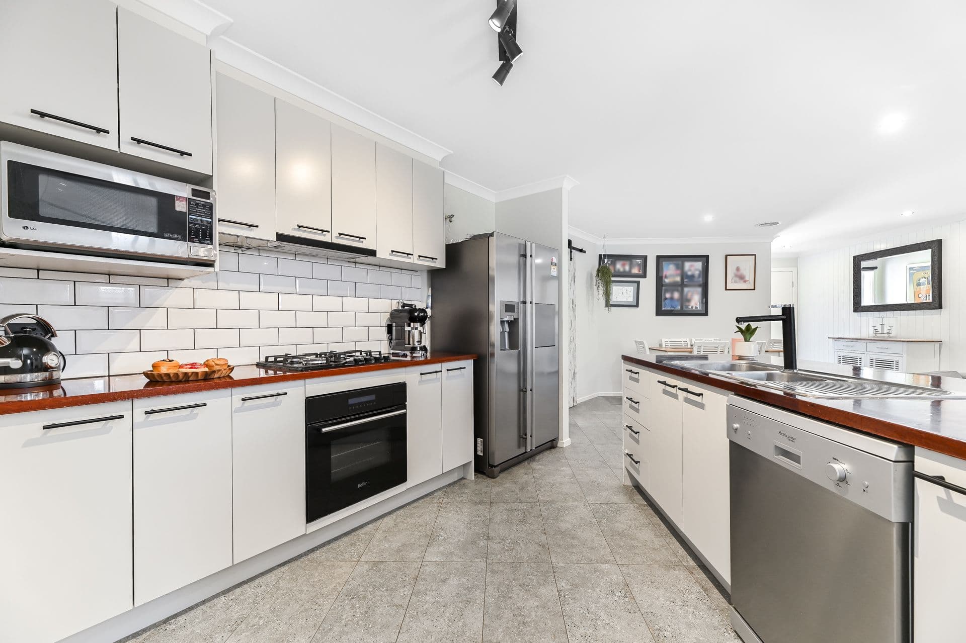 41 Stanhope Place, Pakenham VIC 3810, Pakenham - Thumbnail 7
