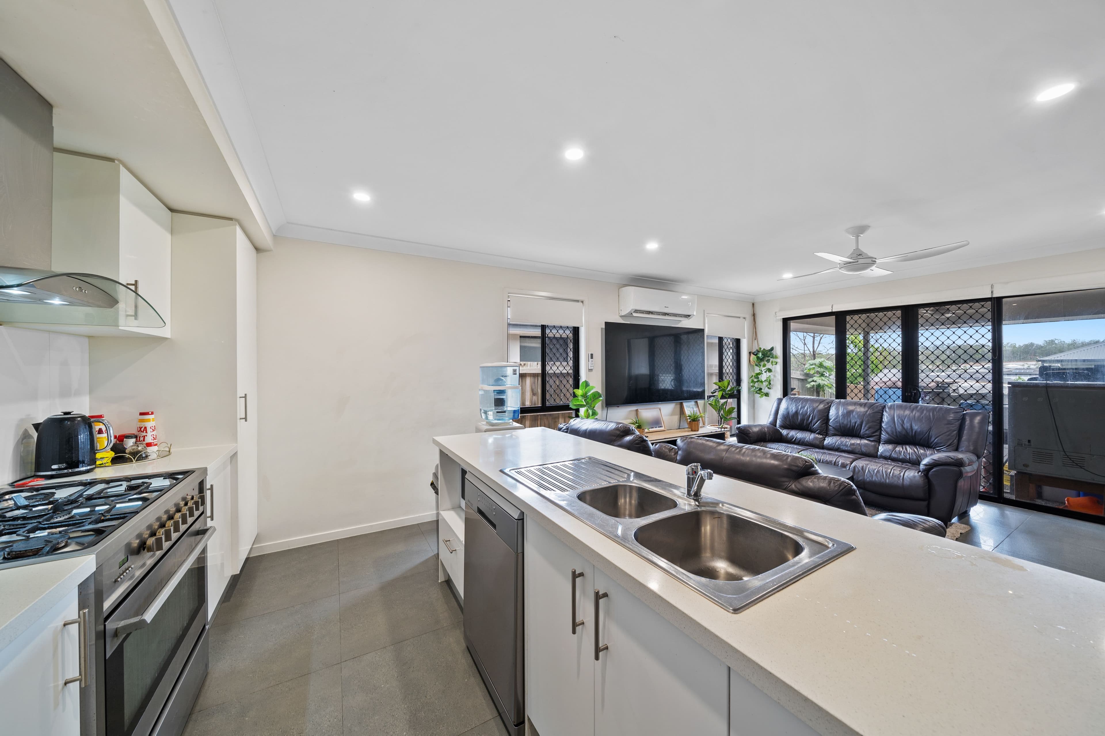 24 Gem Drive, Collingwood Park QLD 4301, Collingwood Park - Thumbnail 4