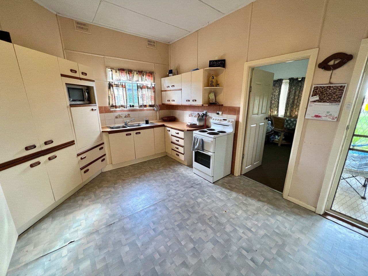 43 Brolgan Road, Parkes NSW 2870, Parkes - Thumbnail 3