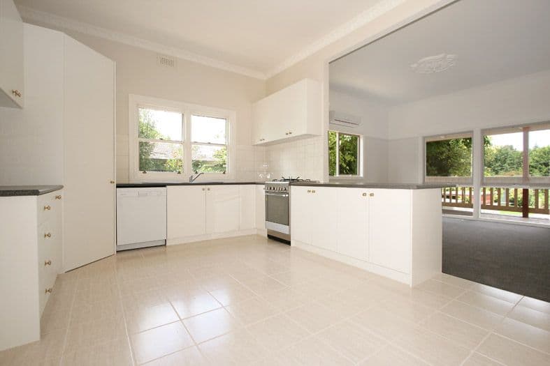 9 De Lancey Road, WANDIN NORTH VIC 3139, Wandin North - Thumbnail 3