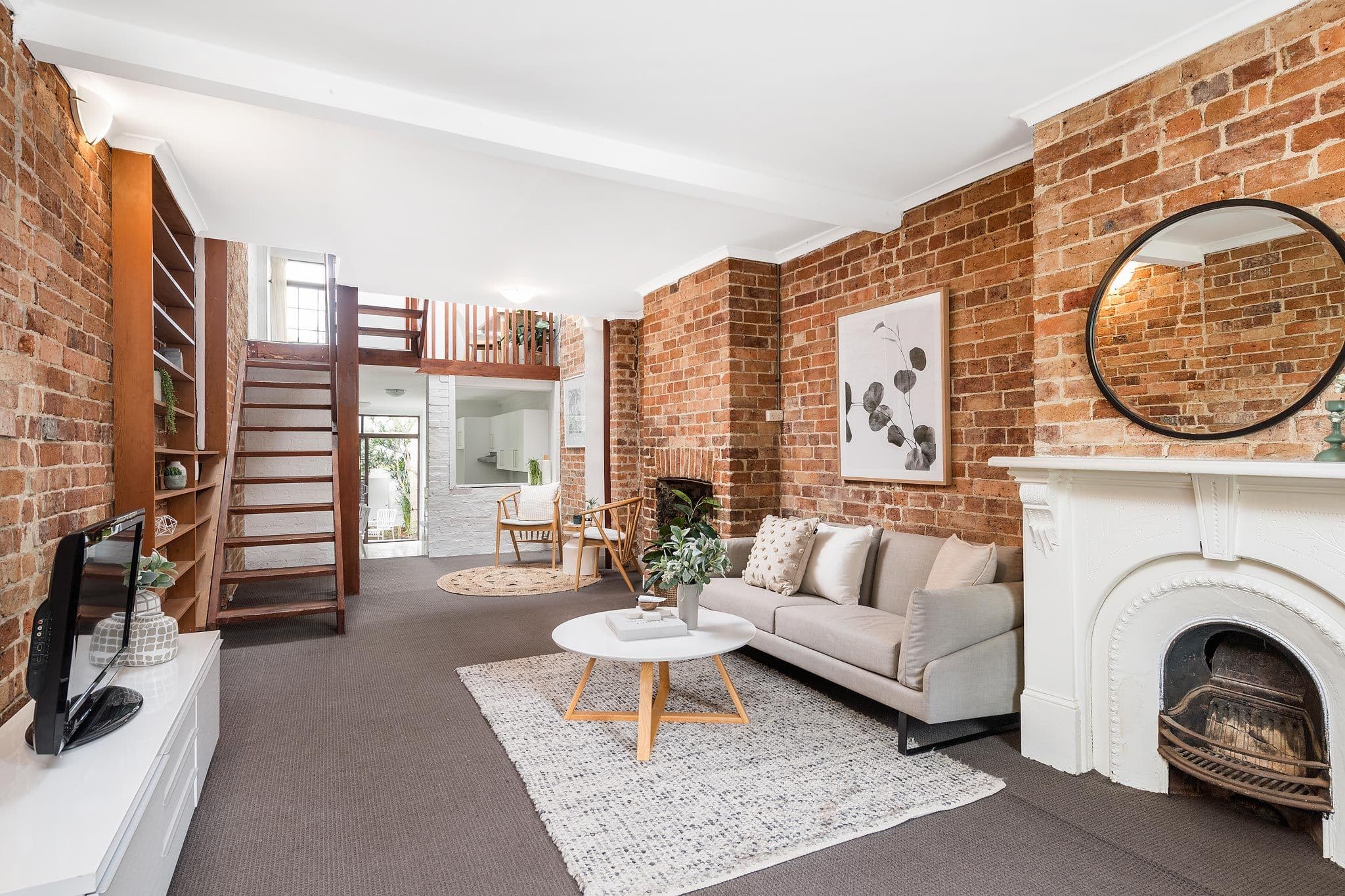 16 Young Street, Annandale - Image 1
