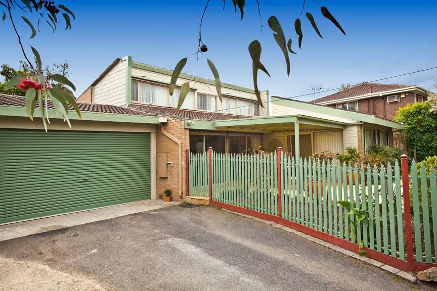 68 Remington Drive, GLEN WAVERLEY VIC 3150, Glen Waverley - Thumbnail 2