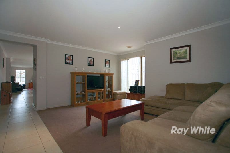 61 Pepperbush Circuit, CRANBOURNE VIC 3977, Cranbourne - Thumbnail 4
