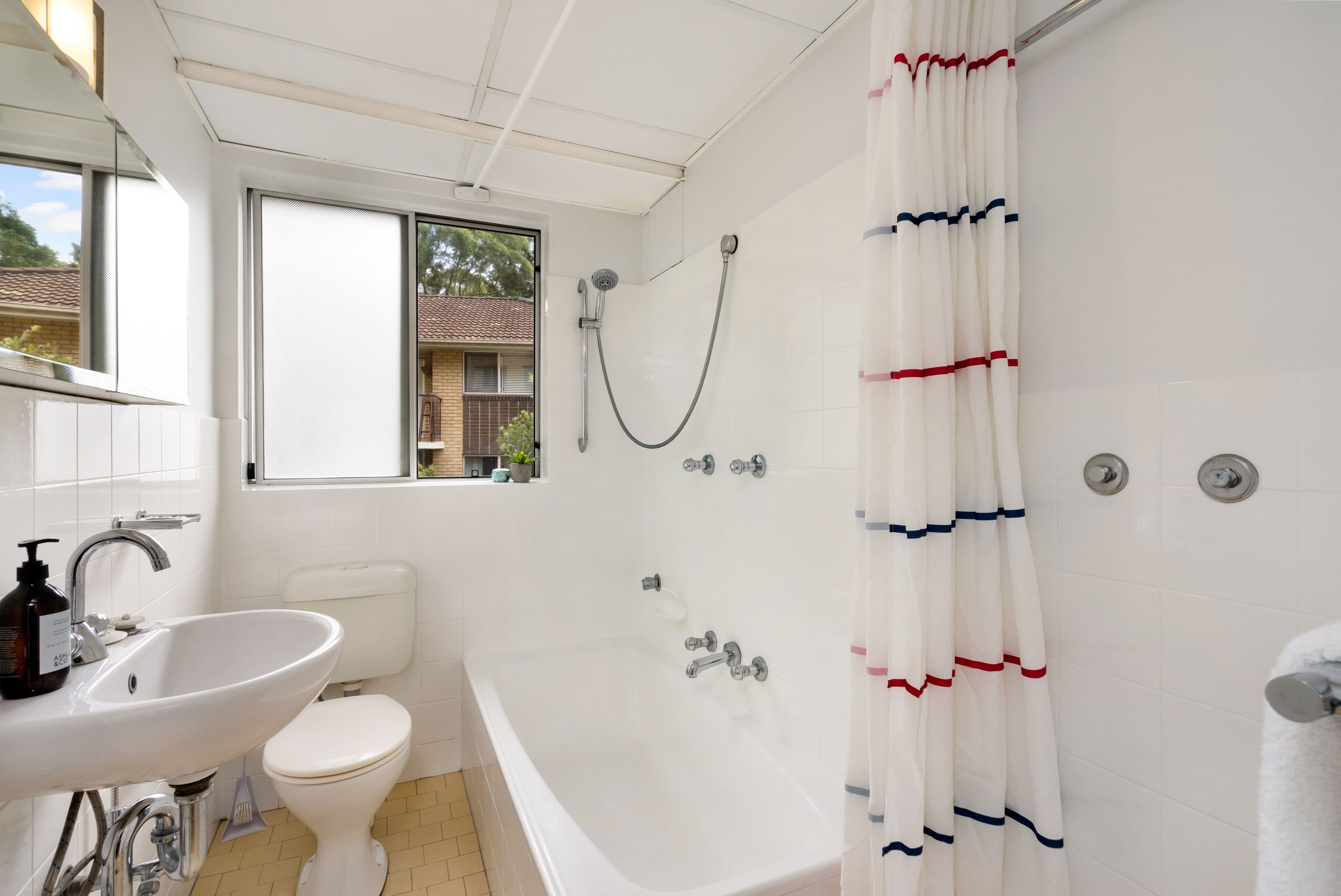 4 Stokes Street, Lane Cove NSW 2066, Lane Cove North - Thumbnail 5