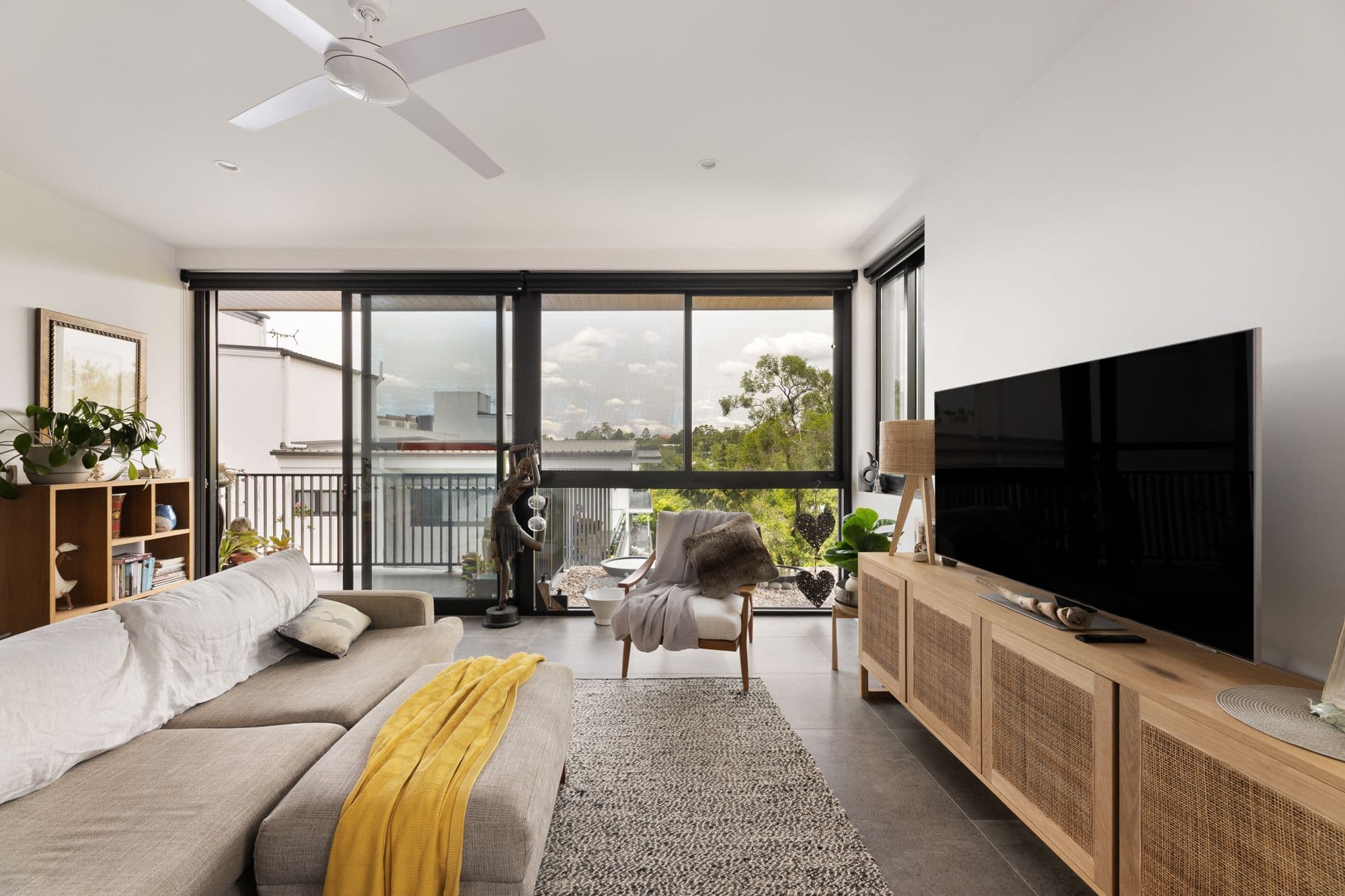 186 Clarence Road, Indooroopilly QLD 4068, Indooroopilly - Thumbnail 4