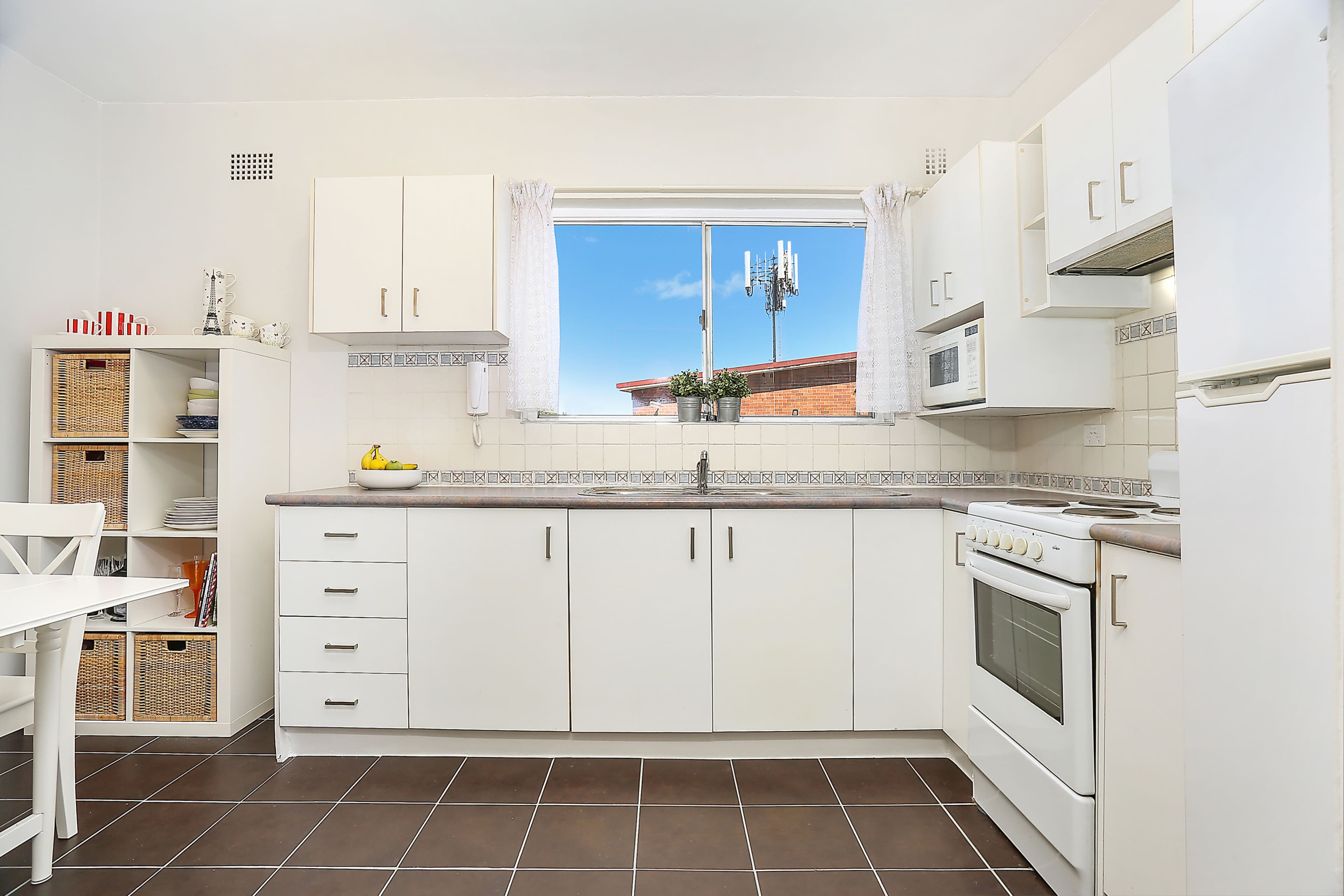 94 Tenterden Road, Botany NSW 2019, Botany - Thumbnail 2