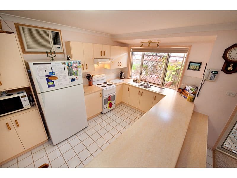 117 Charles Street, BERSERKER QLD 4701, Berserker - Thumbnail 2