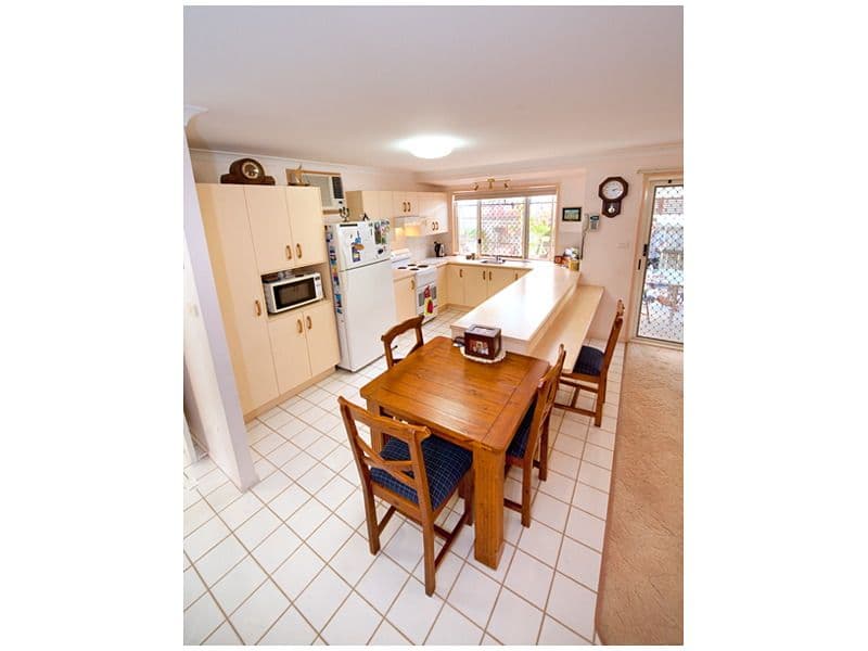117 Charles Street, BERSERKER QLD 4701, Berserker - Thumbnail 4