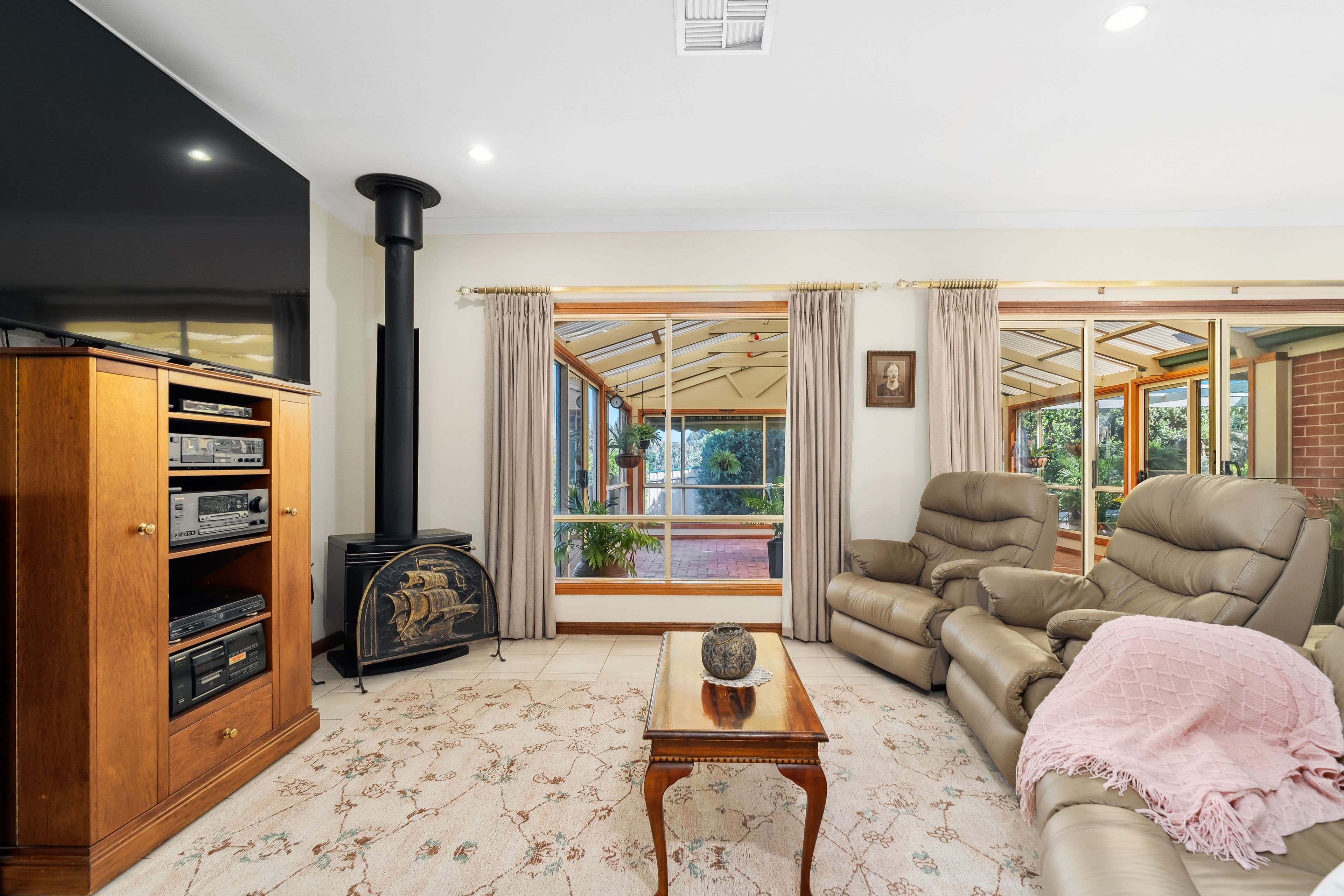 6 Gordon Crescent, Strathalbyn SA 5255, Strathalbyn - Thumbnail 7