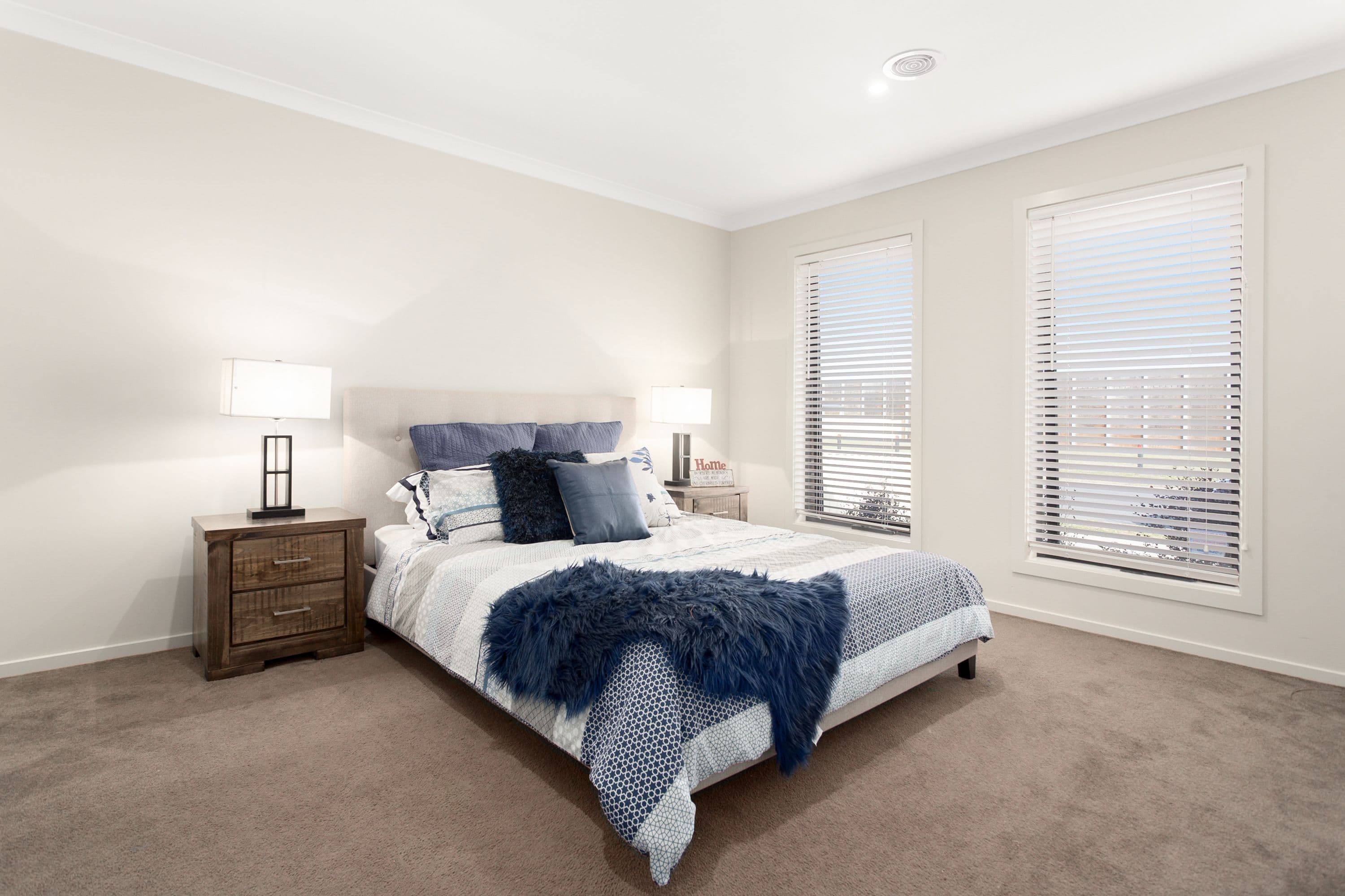 22 Cumberland Drive, Pakenham VIC 3810, Pakenham - Thumbnail 2