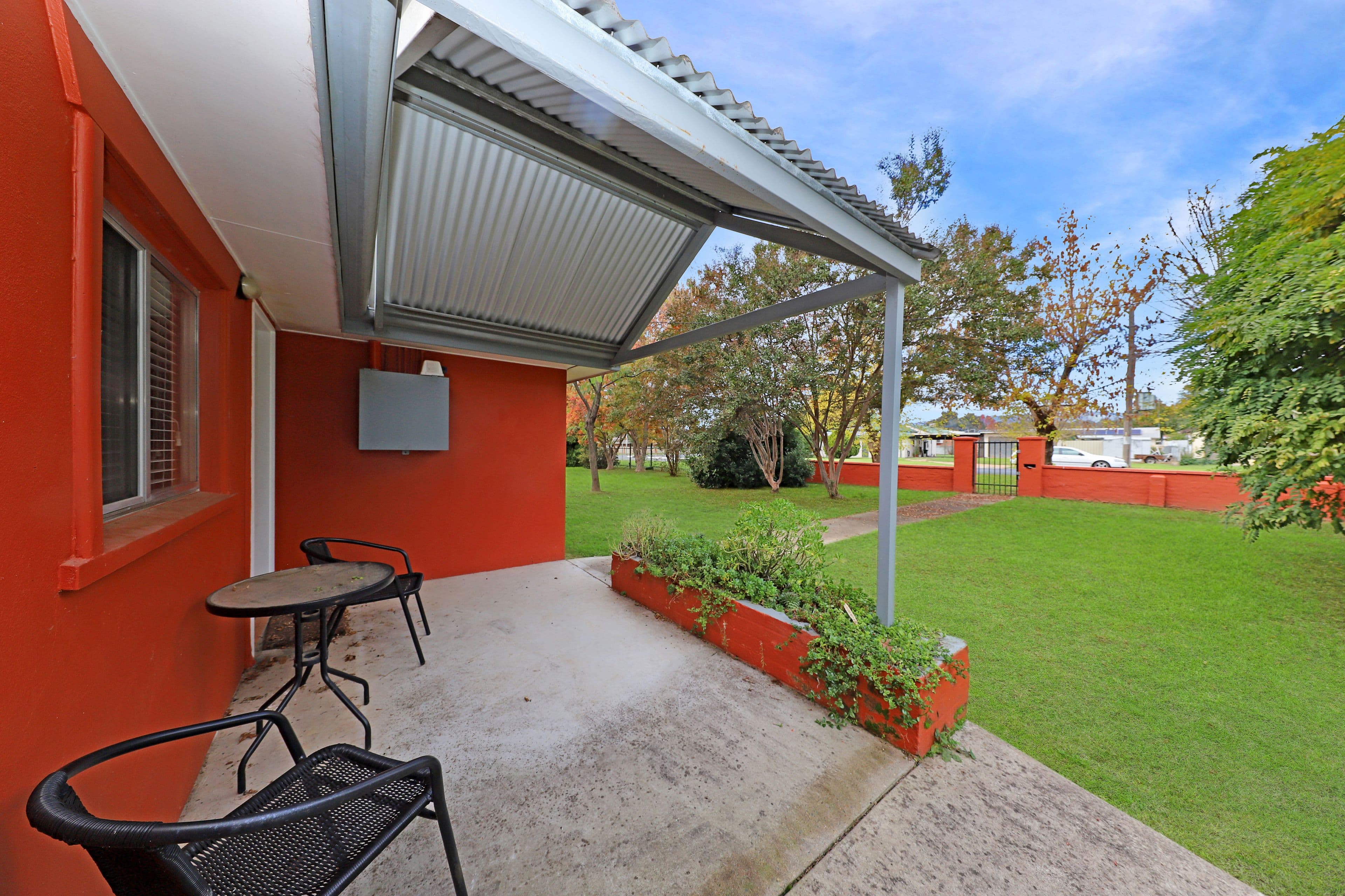 73-75 Broughton Street, Tumut NSW 2720, Tumut - Thumbnail 2