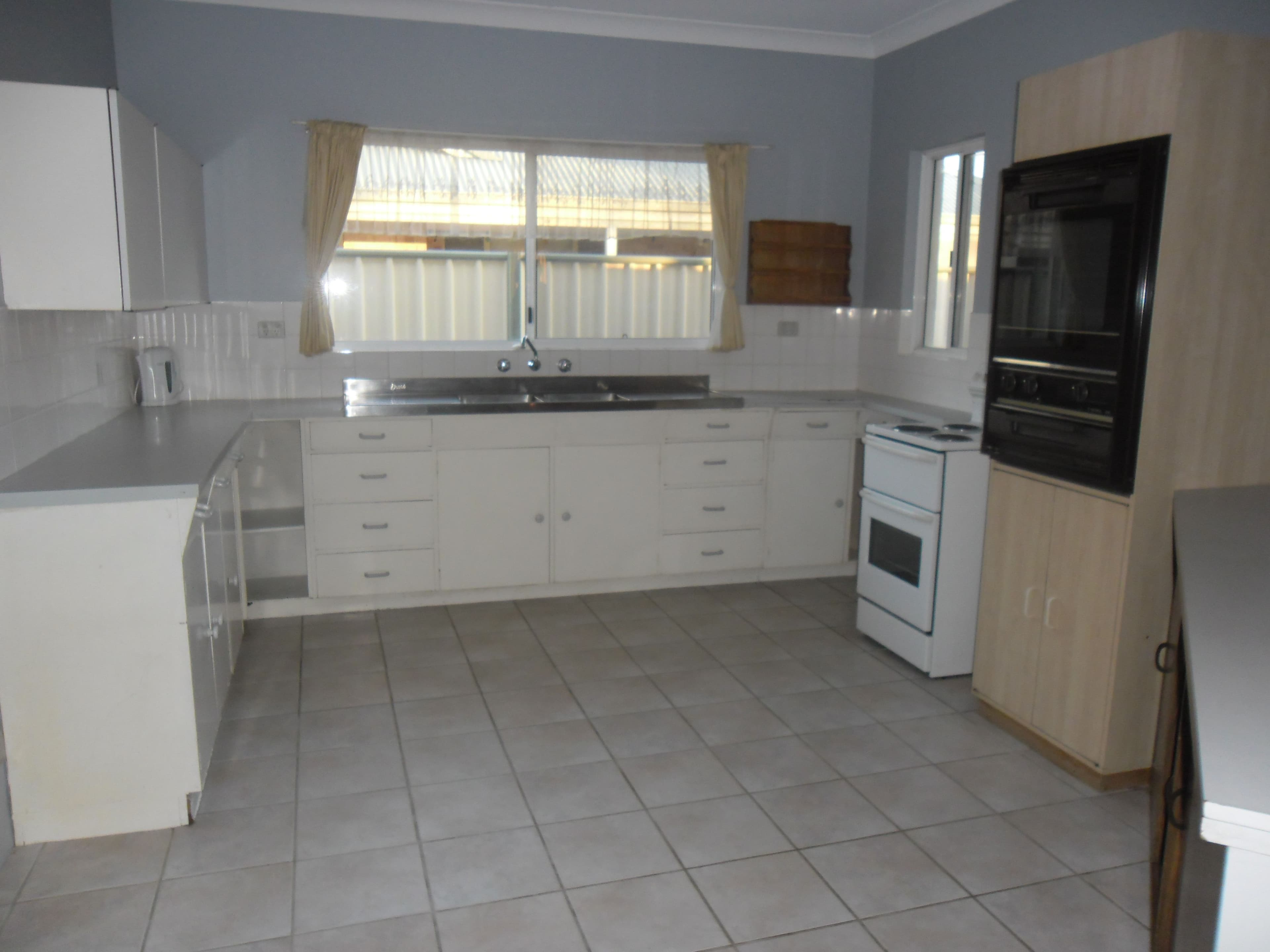 7 Lucas Drive, Carnamah WA 6517, Carnamah - Thumbnail 2