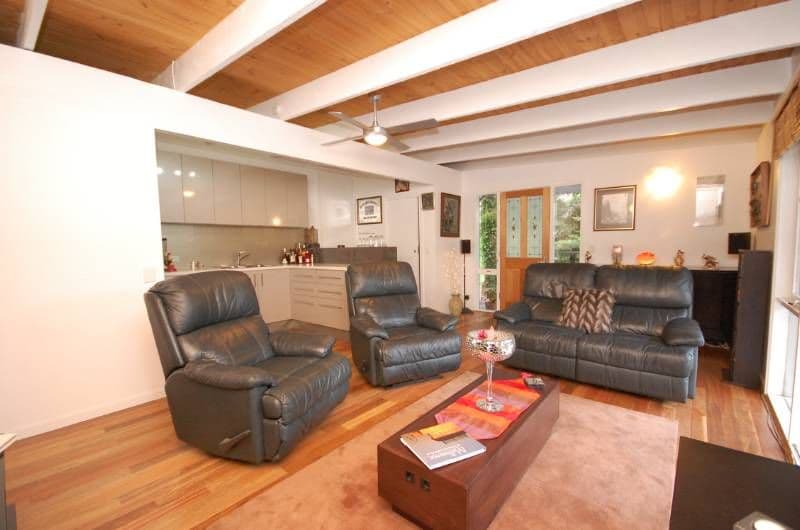 13 Blue Wren Court, MOUNT EVELYN VIC 3796, Mount Evelyn - Thumbnail 4