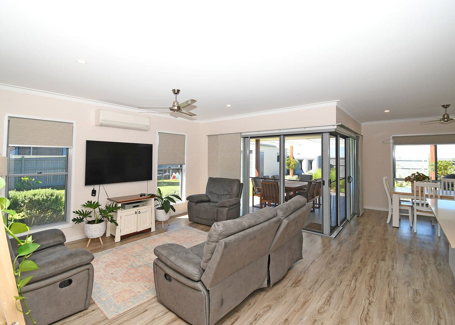41 Spring Way, Nikenbah QLD 4655, Nikenbah - Thumbnail 3