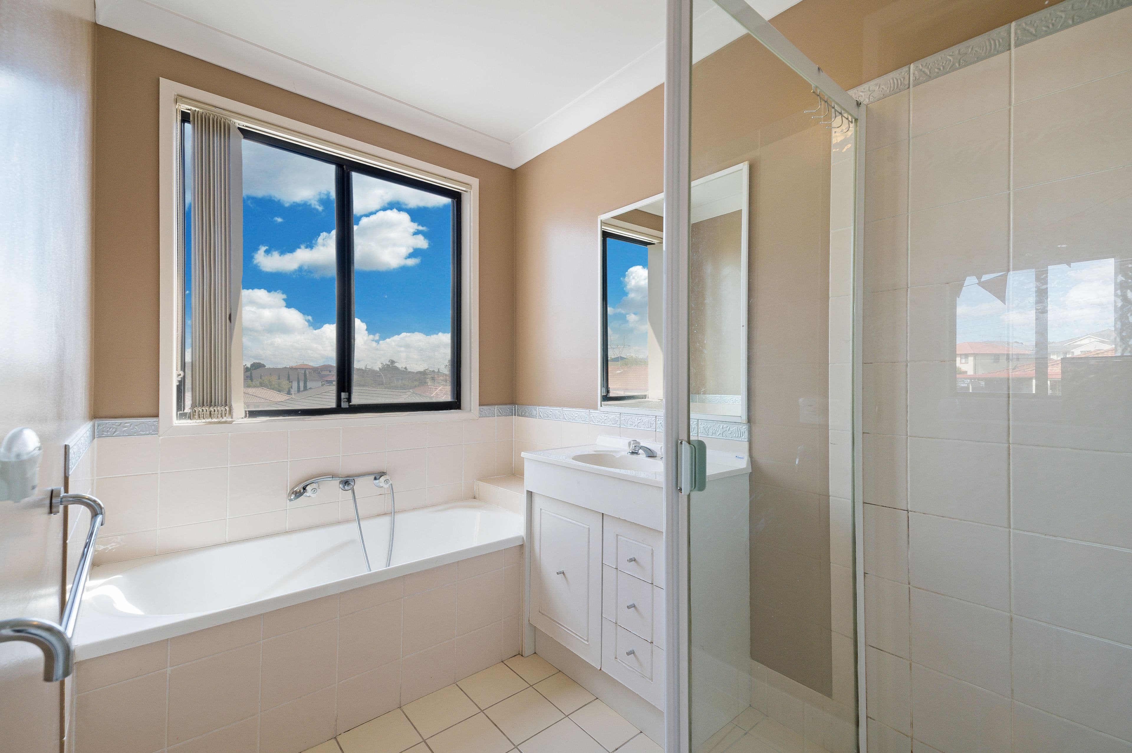 Prestons NSW 2170, Prestons - Thumbnail 8