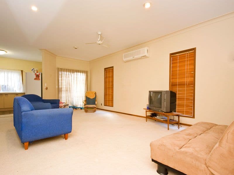 29 Glengyle Place, FOREST LAKE QLD 4078, Forest Lake - Thumbnail 3