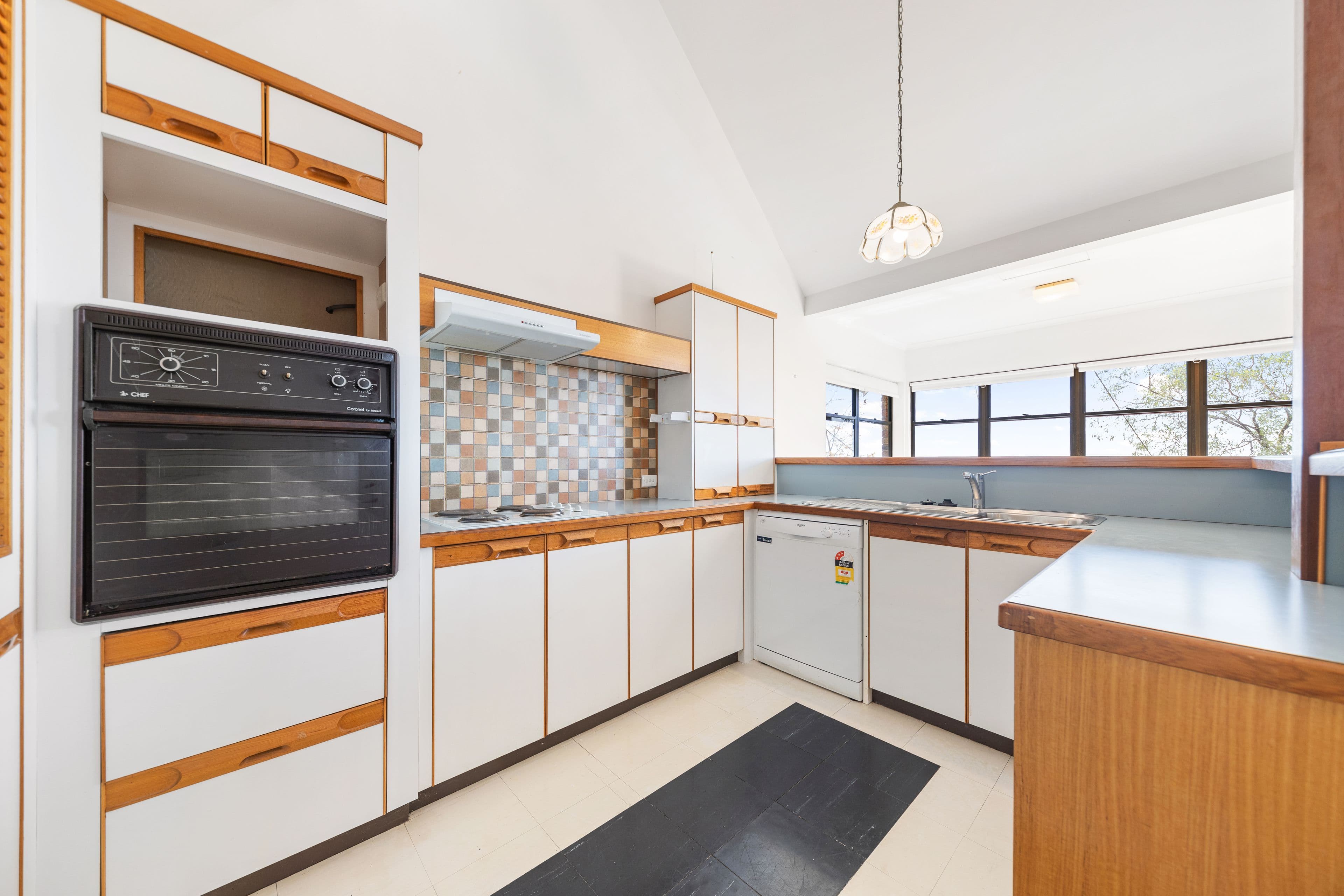 62 Webb Street, Stafford QLD 4053, Stafford - Thumbnail 4