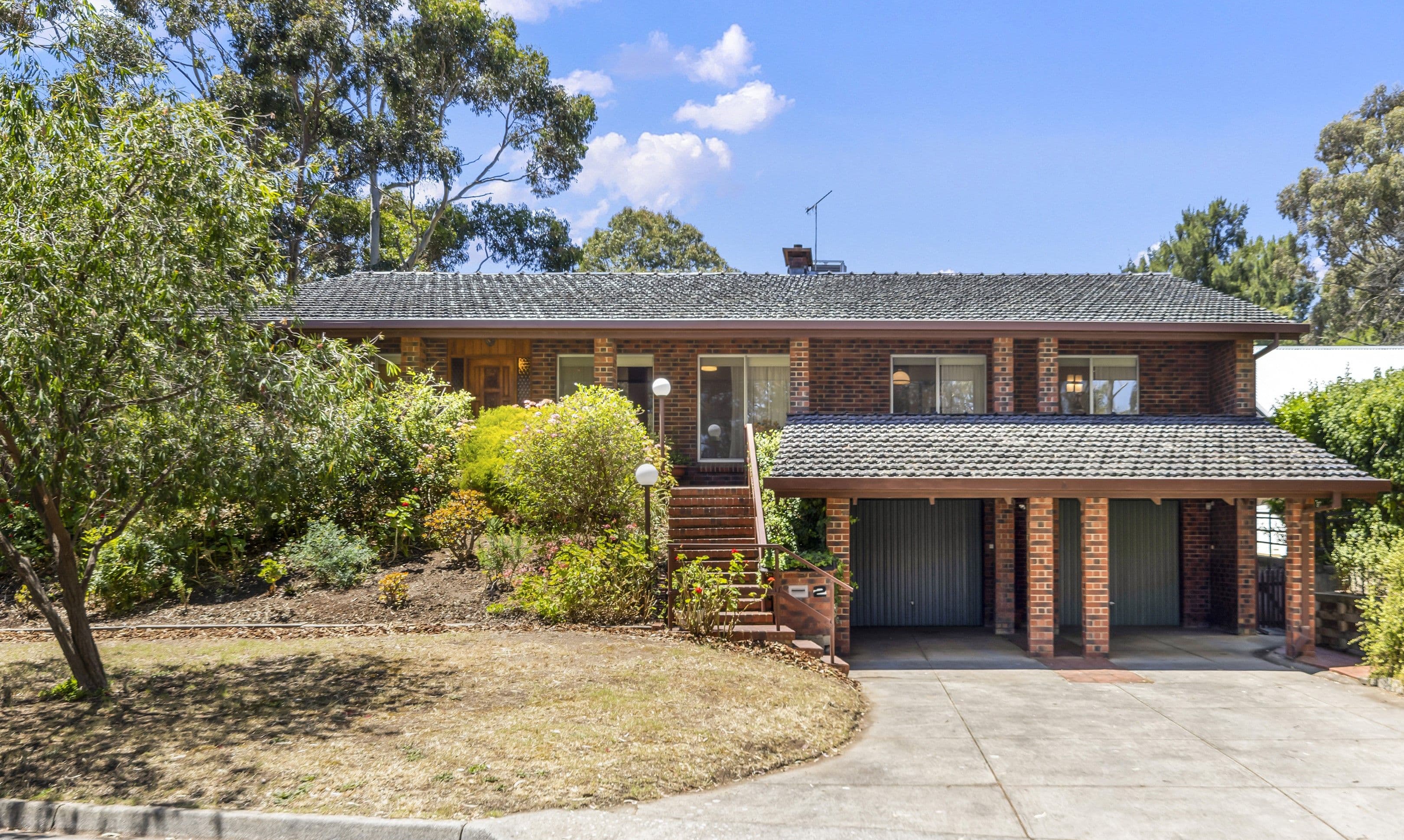 2 Baroota Avenue, Rostrevor SA 5073, Rostrevor - Thumbnail 2