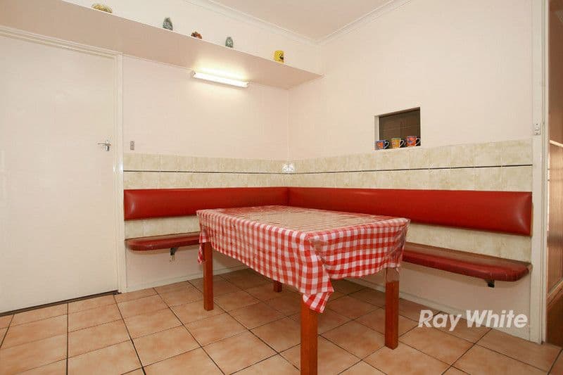 10 Jeffery Avenue, NOBLE PARK VIC 3174, Noble Park - Thumbnail 6