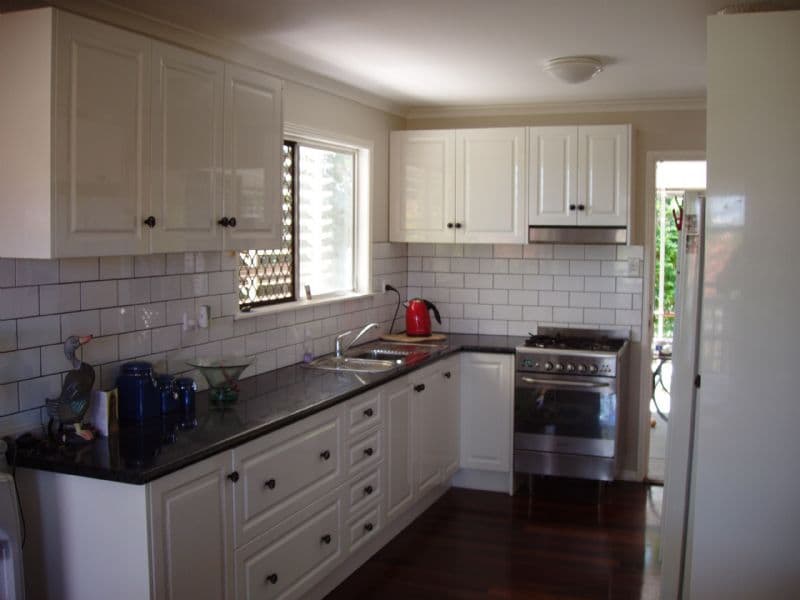 18 Illawarra Drive, KIN KORA QLD 4680, Kin Kora - Thumbnail 2