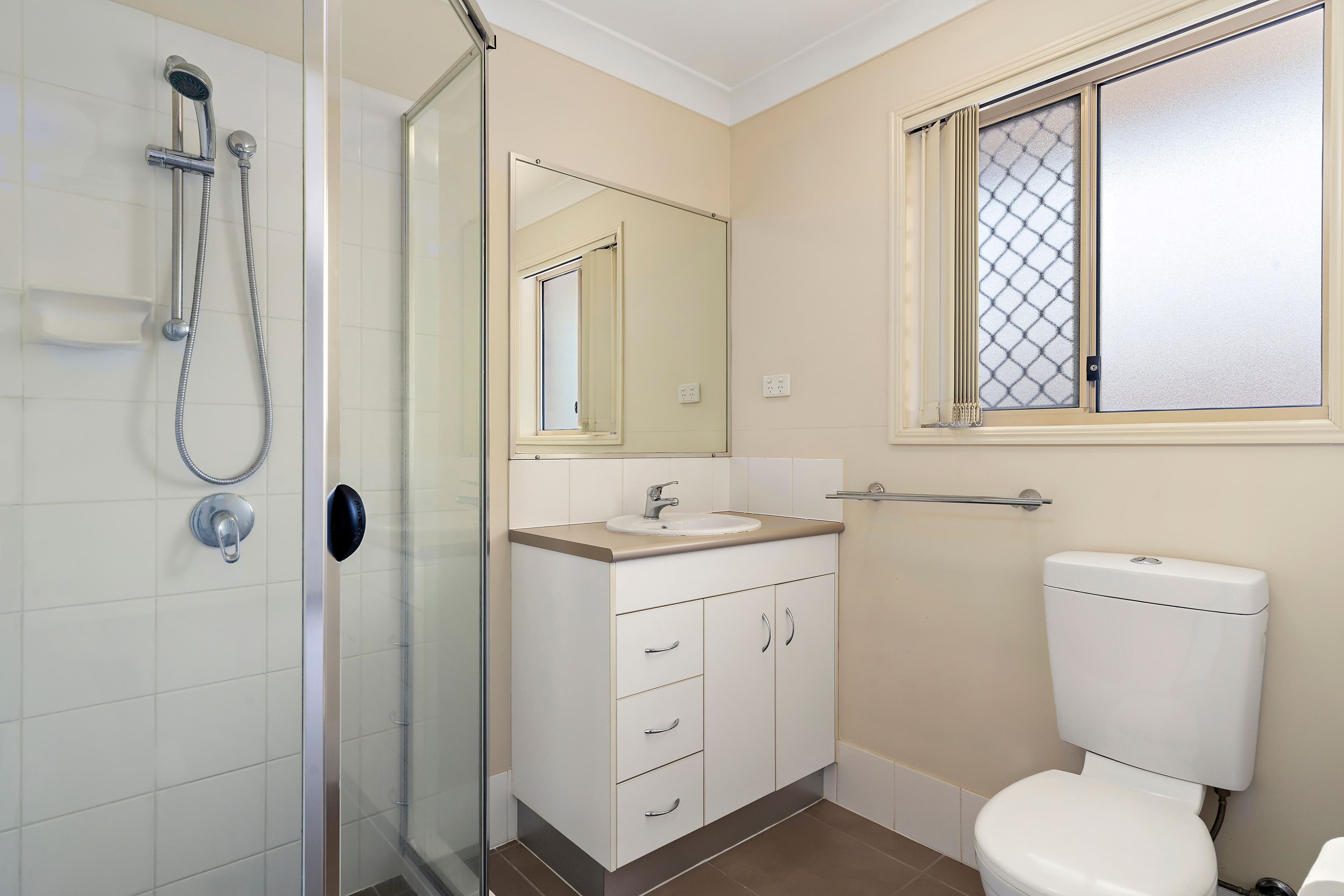 39 Mayes Circuit, Caboolture QLD 4510, Caboolture - Thumbnail 6