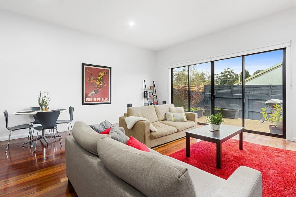 4 Coppin Close, Mitcham VIC 3132, Mitcham - Thumbnail 2