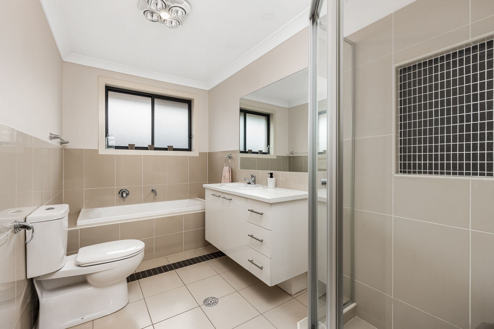 7 McIntyre Circuit, Middleton Grange NSW 2171, Middleton Grange - Thumbnail 8