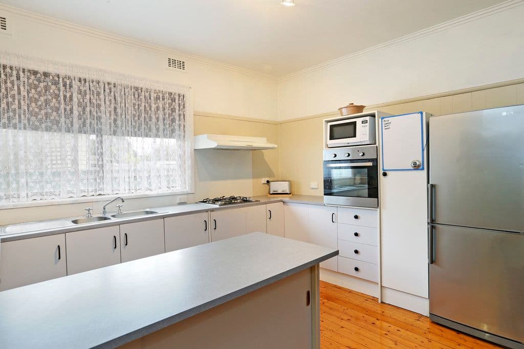 524 Thompson Road, Norlane VIC 3214, Norlane - Thumbnail 3