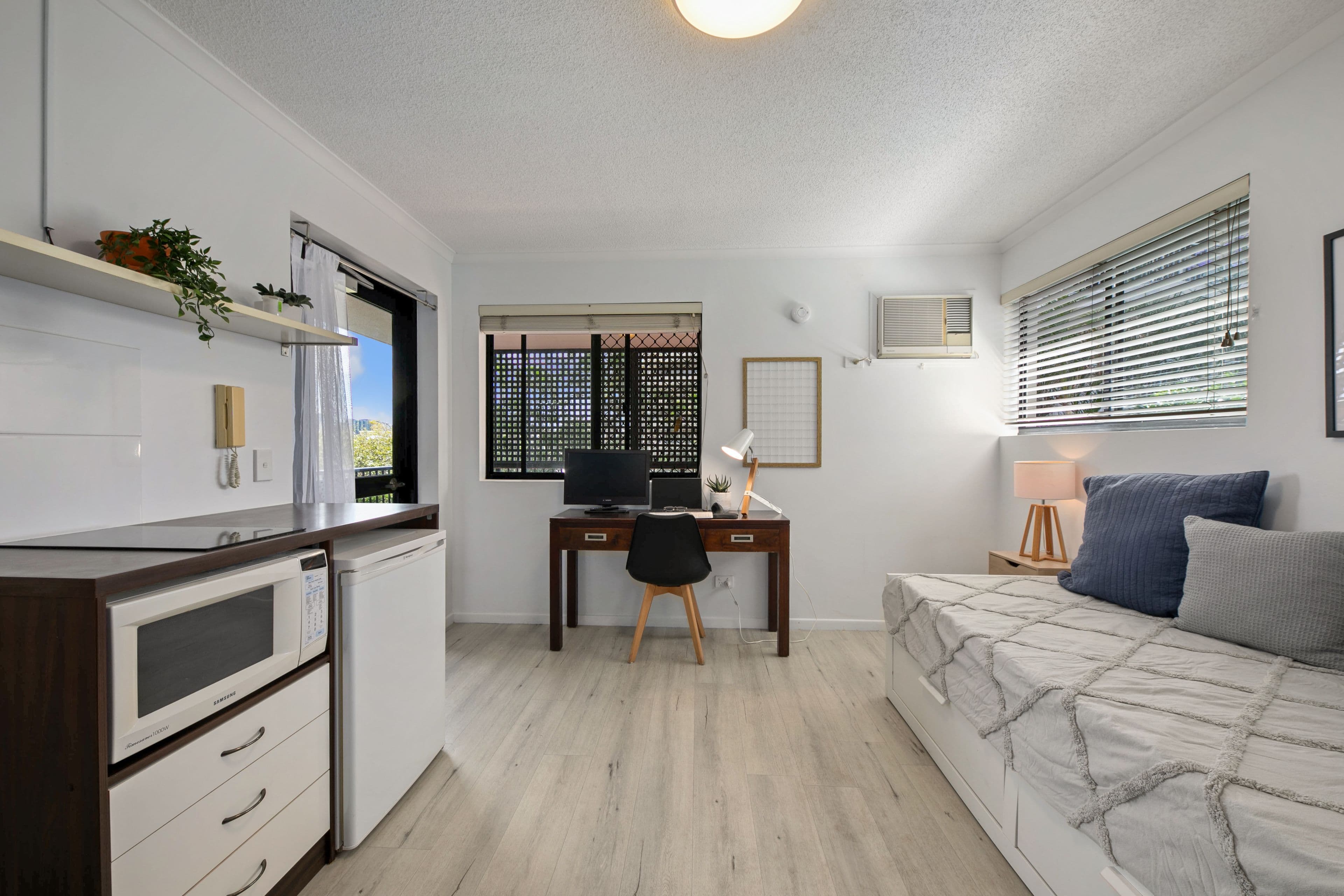 75 Thorn Street, Kangaroo Point QLD 4169, Kangaroo Point - Thumbnail 4