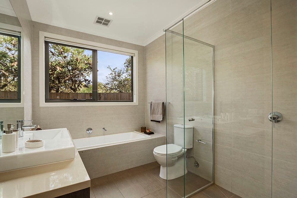 84A Russell Crescent, DONCASTER EAST VIC 3109, Doncaster East - Thumbnail 4